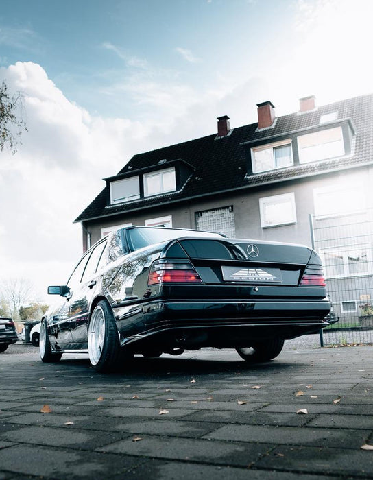 W124 AMG Gen1 Look Heckschürze Rear Bumper