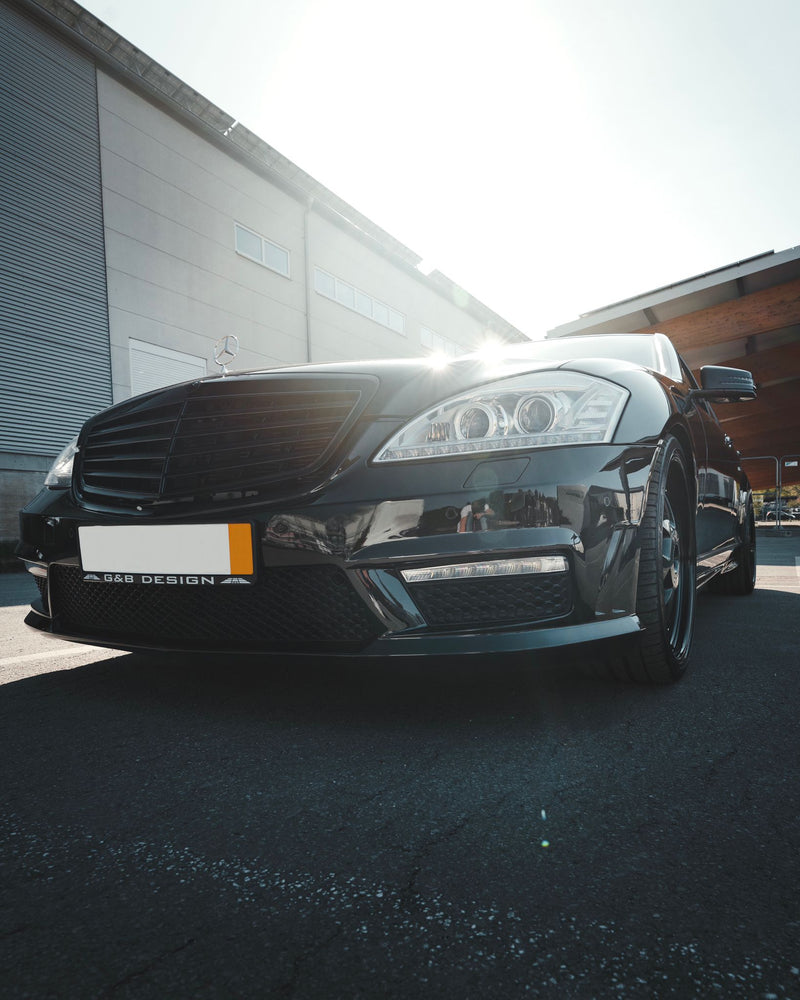 Facelift Frontschürze mit PDC passend für Mercedes S-Klasse W221 (2005–2013) mit und ohne AMG Line, auch für S63 AMG