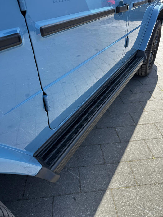 Trittbretter (Schwarz) passend für Mercedes G-Klasse W463A W464 (ab 2019-2024), W465 (ab 2025) – Seitenschweller / Einstiegshilfe